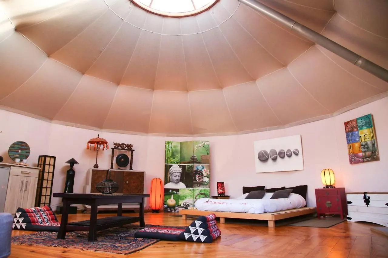 Hotel Yurta Mongola Delta Del Ebro à Camarles Tente de luxe